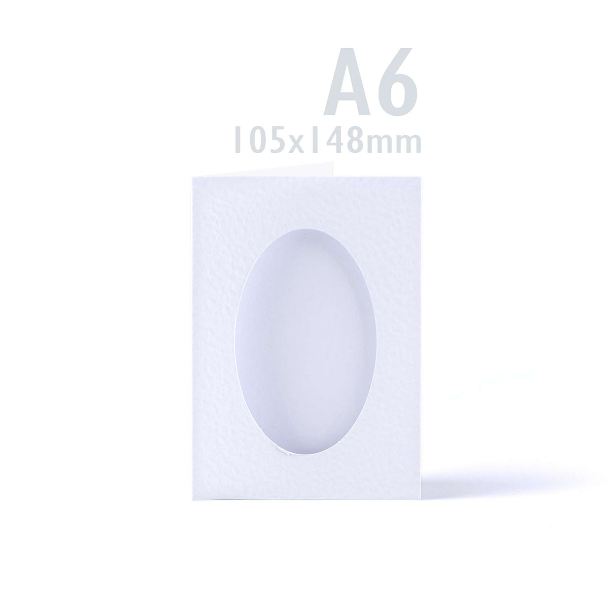 Zestaw białych, trójdzielnych kartek o fakturze młotkowej z owalnym okienkiem