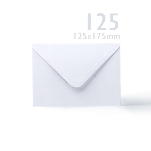 White Smooth Cards & Envelopes Pack White 185 x 270 x 23 mm