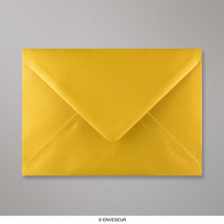 133x184 mm Złota koperta metaliczna