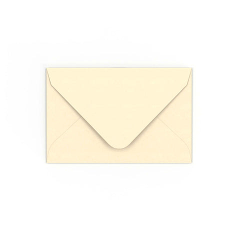 Koperta w kolorze magnolii 65x94 mm