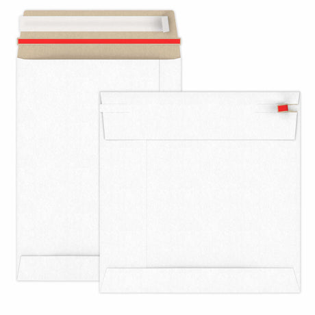 Koperty z białego kartonu